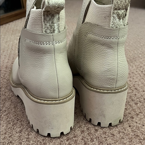 Dolce Vita Off-White Ankle Booties - Picture 2 of 5